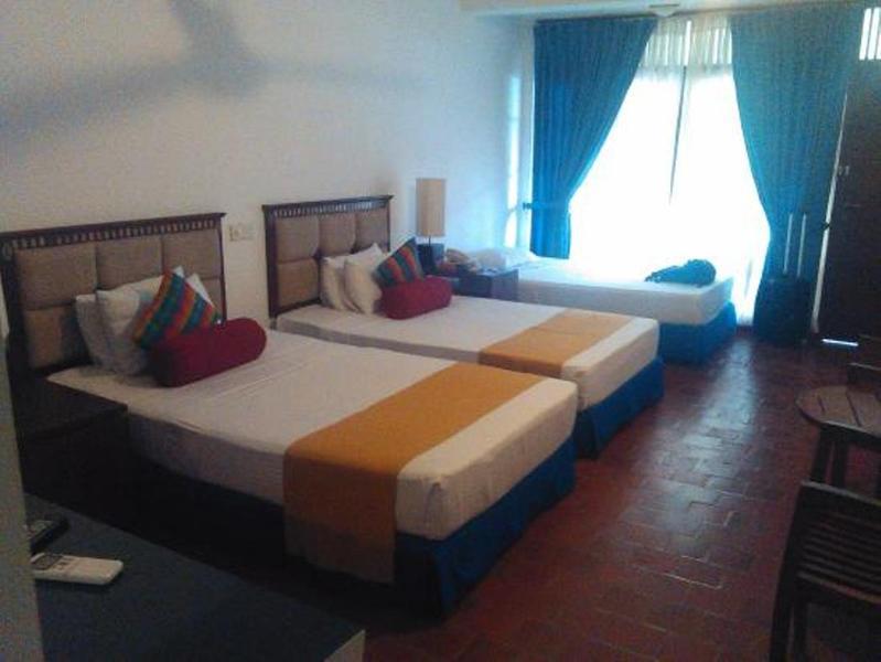 Hotel Sunset Beach Negombo Exterior photo